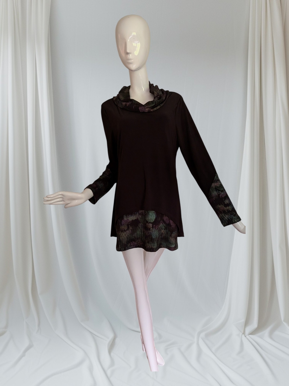 Women's Black Long-Sleeve Tunic with Multicolor Accent Trim L